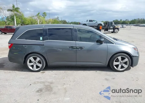 2011 Honda Odyssey Ex-L from USA, damaged, VIN 5FNRL5H68BB059189
